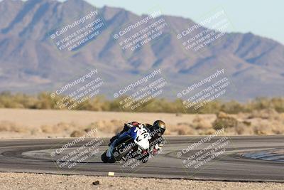 media/Dec-07-2025-CVMA (Sun) [[3e7d2de5dc]]/Race 16-Formula Middleweight/